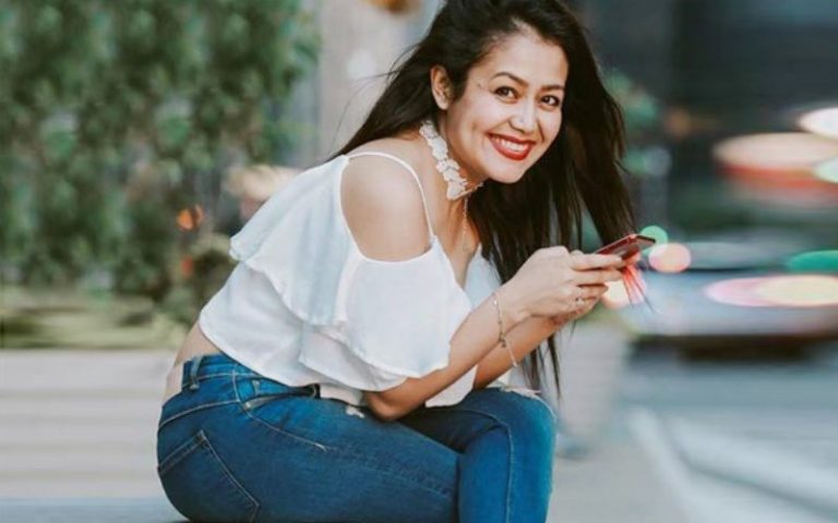 Neha Kakkar Party Songs to Download for a House Party